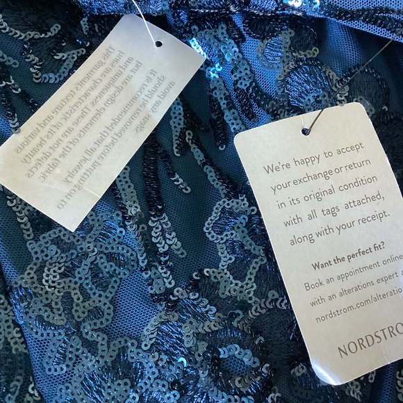 Alex Evenings Slit Sleeve Sequin Cocktail Sheath Dress, size 12 - Picture 11 of 13